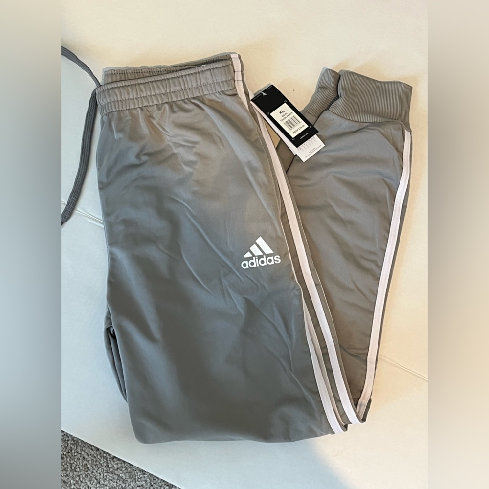 Adidas track pants mens size XL NWT